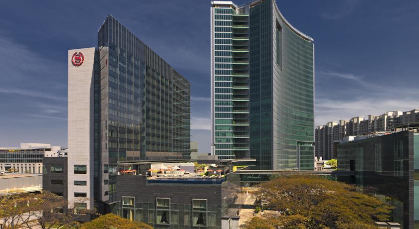 Sheraton Grand Bangalore Hotel at Brigade Gateway