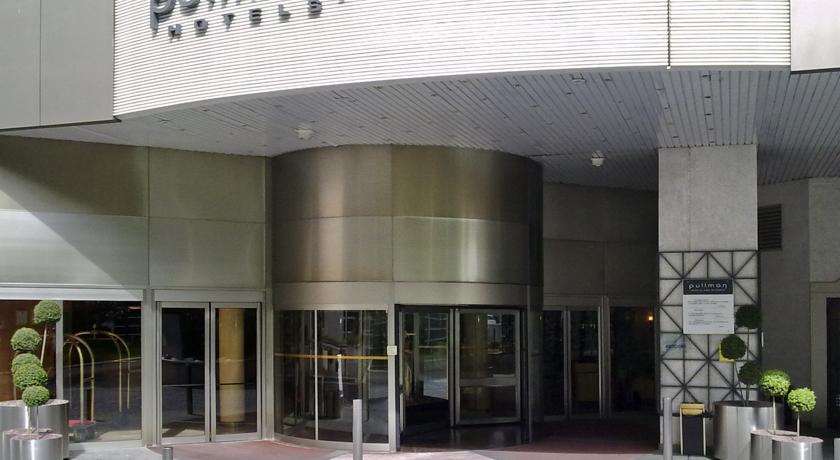 هتل پولمن فرودگاه و نمایشگاه مادرید
